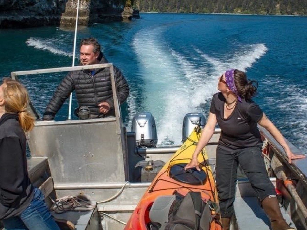 Capt. Tom Miller running the Water Taxi in the Salty