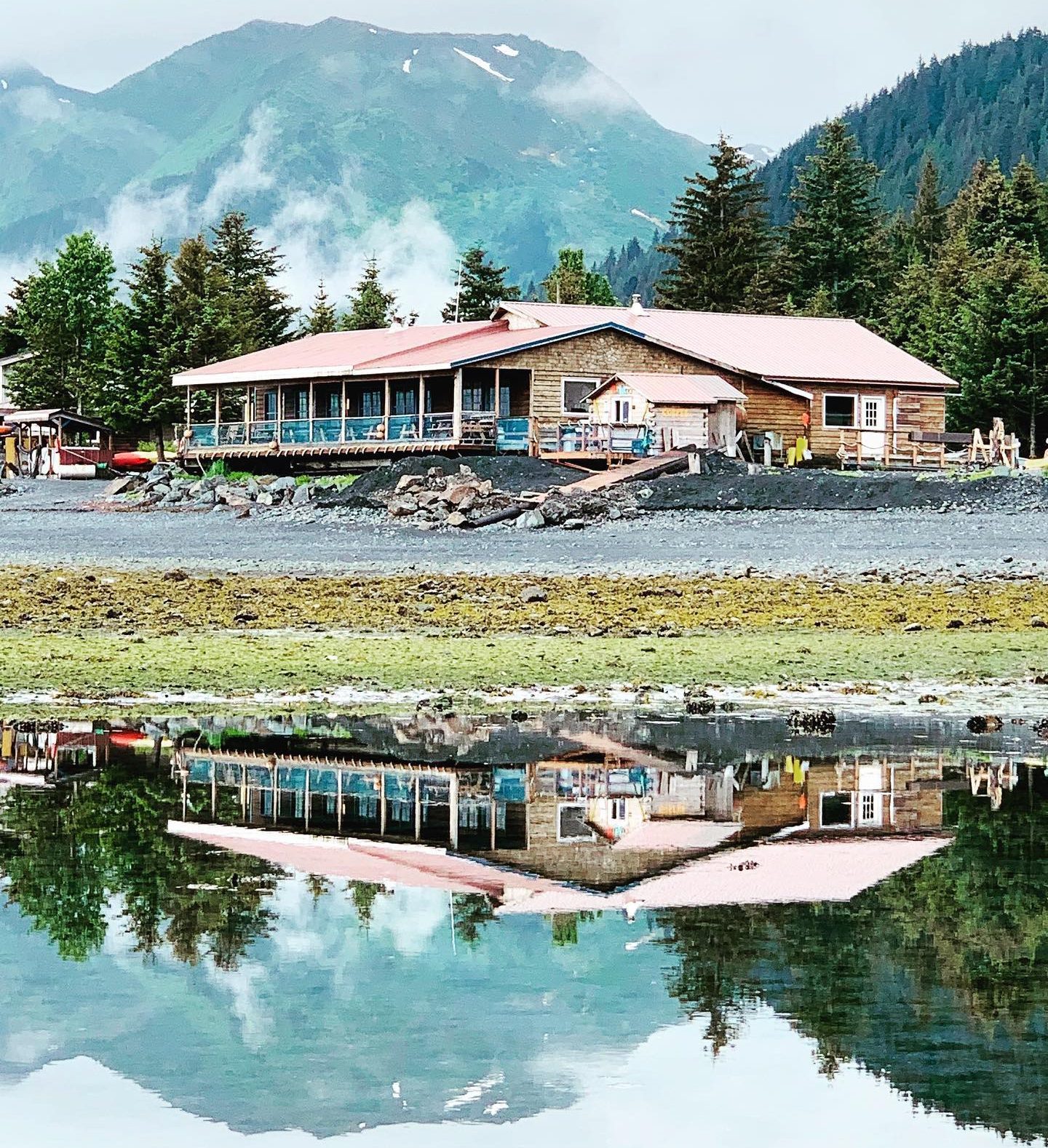 Millers Landing Seaside Resort outside of Seward Alaska on a lowtide